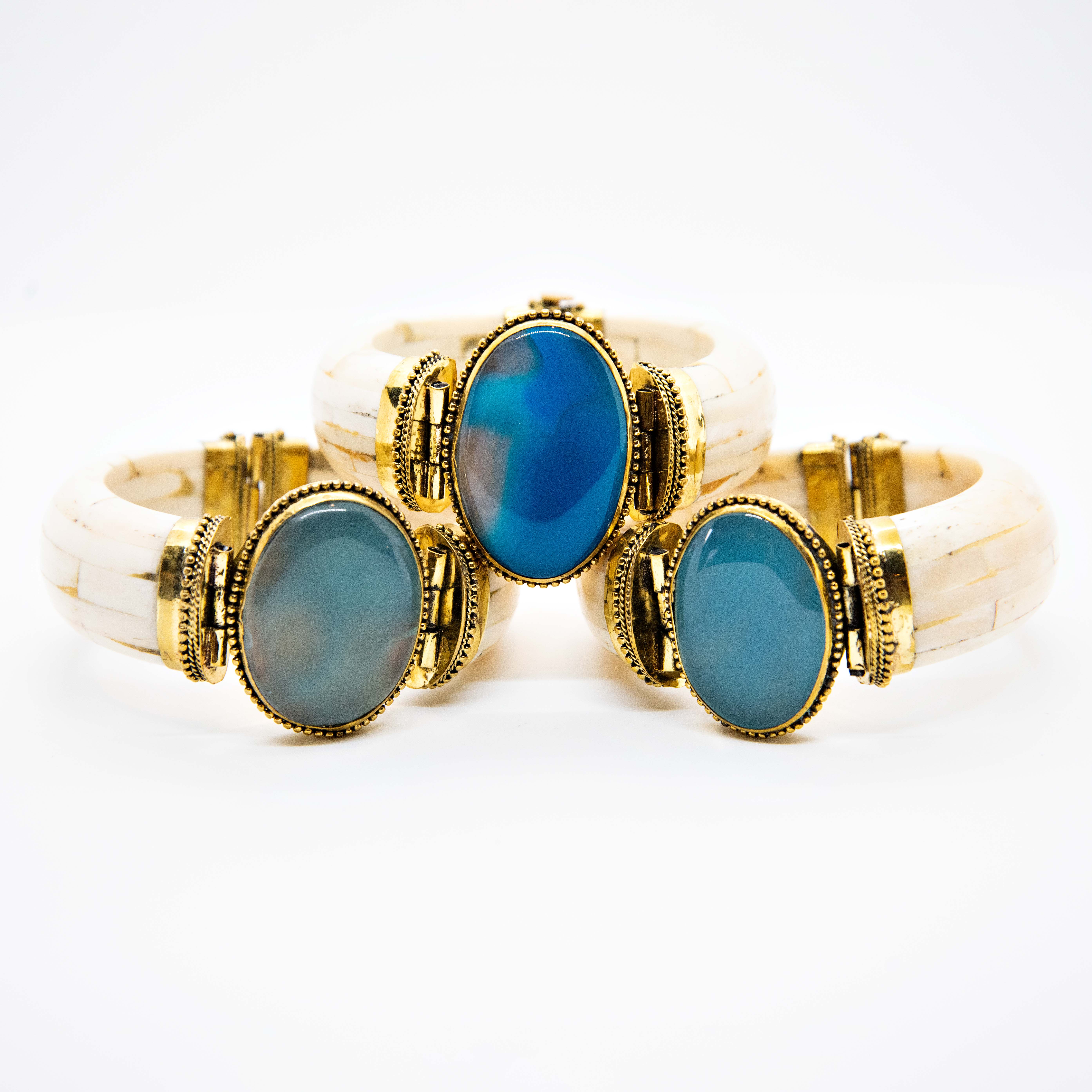 Bracelete Turco Osso com Pedra Azul