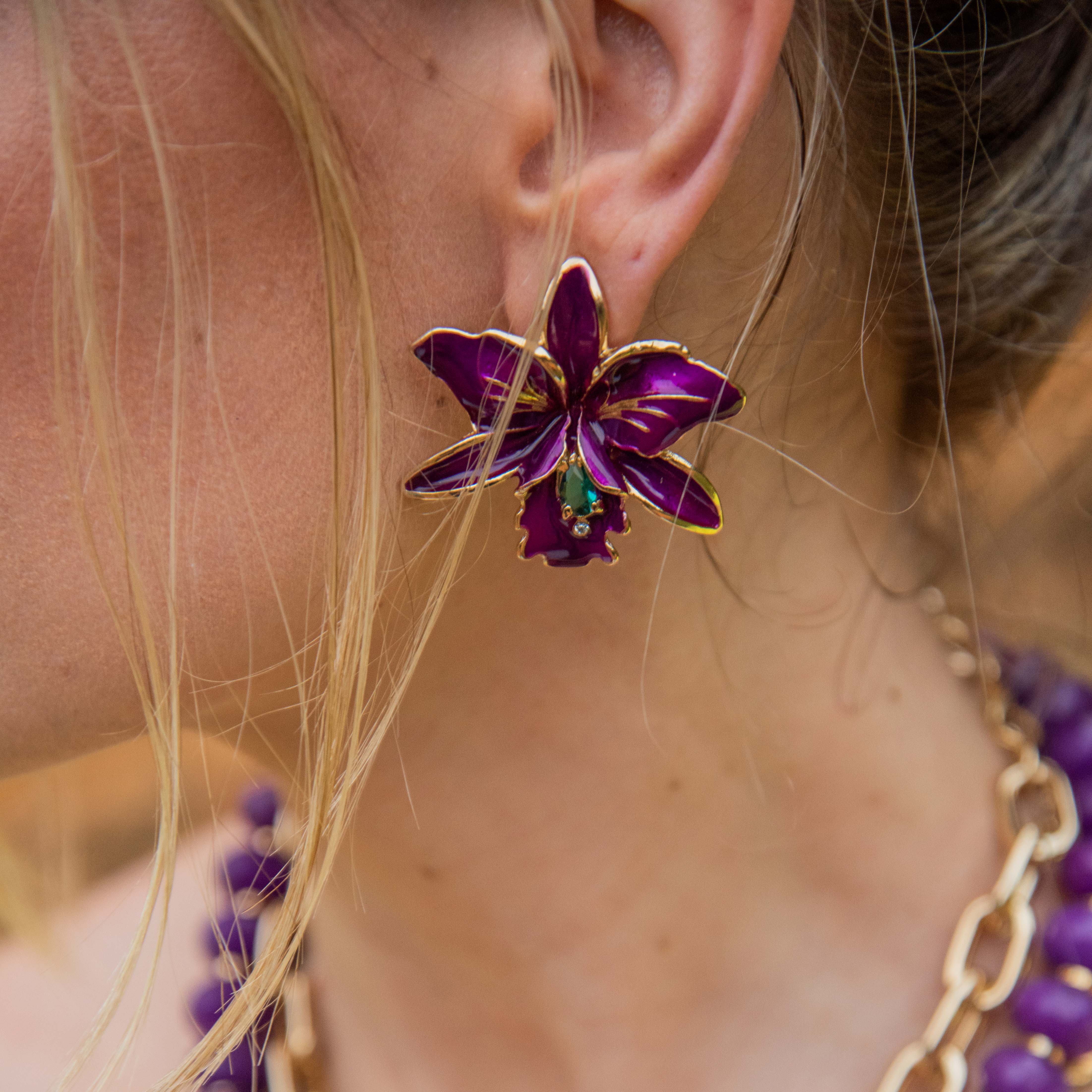 Brinco Orquídea Esmaltado