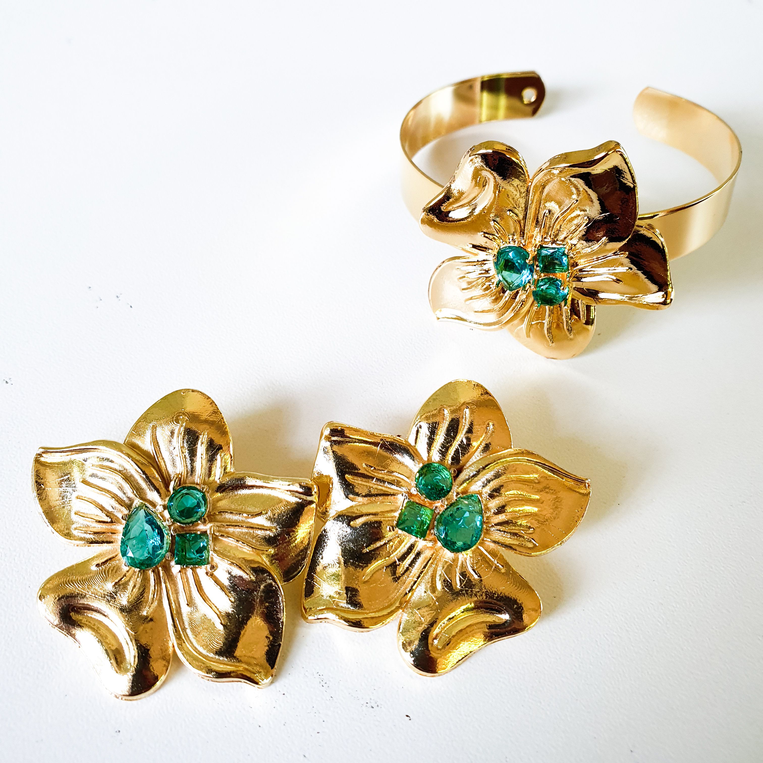 Conjunto Flor Tati - Dourado/Pedra Verde