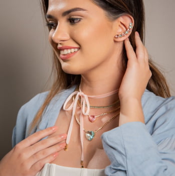 Ear Cuff Corações - azul e rosa