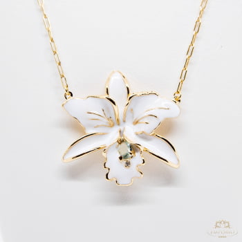 Colar Orquídea Branca