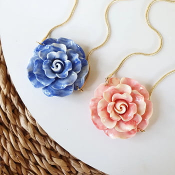 Colar Rosa